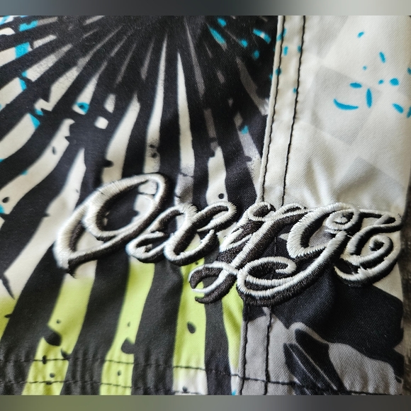 121) Oxygen active wear shorts - Picture 4 of 5